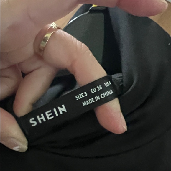 (0339) WHT Horse Art & Elegant Black Sleeveless Dress. 2026 Fire Horse Year. - Picture 5 of 8